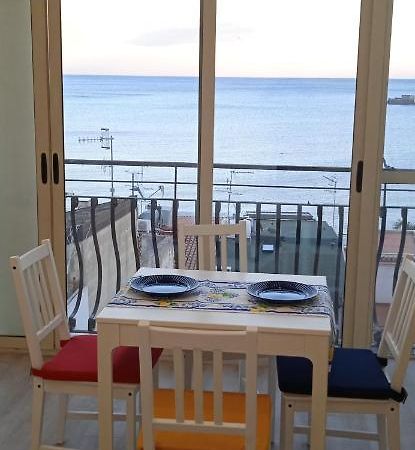 Donna Sicilia Hotel Giardini Naxos Exterior foto